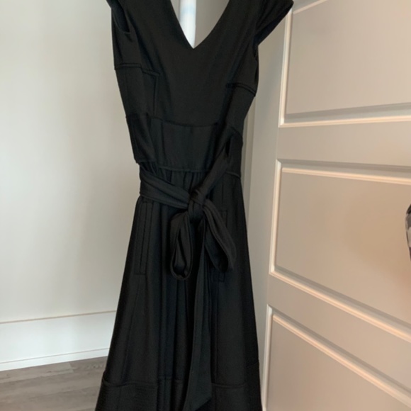 Vintage DIANE VON FURSTENBERG Silk and Wood Wrap Dress - Picture 3 of 11